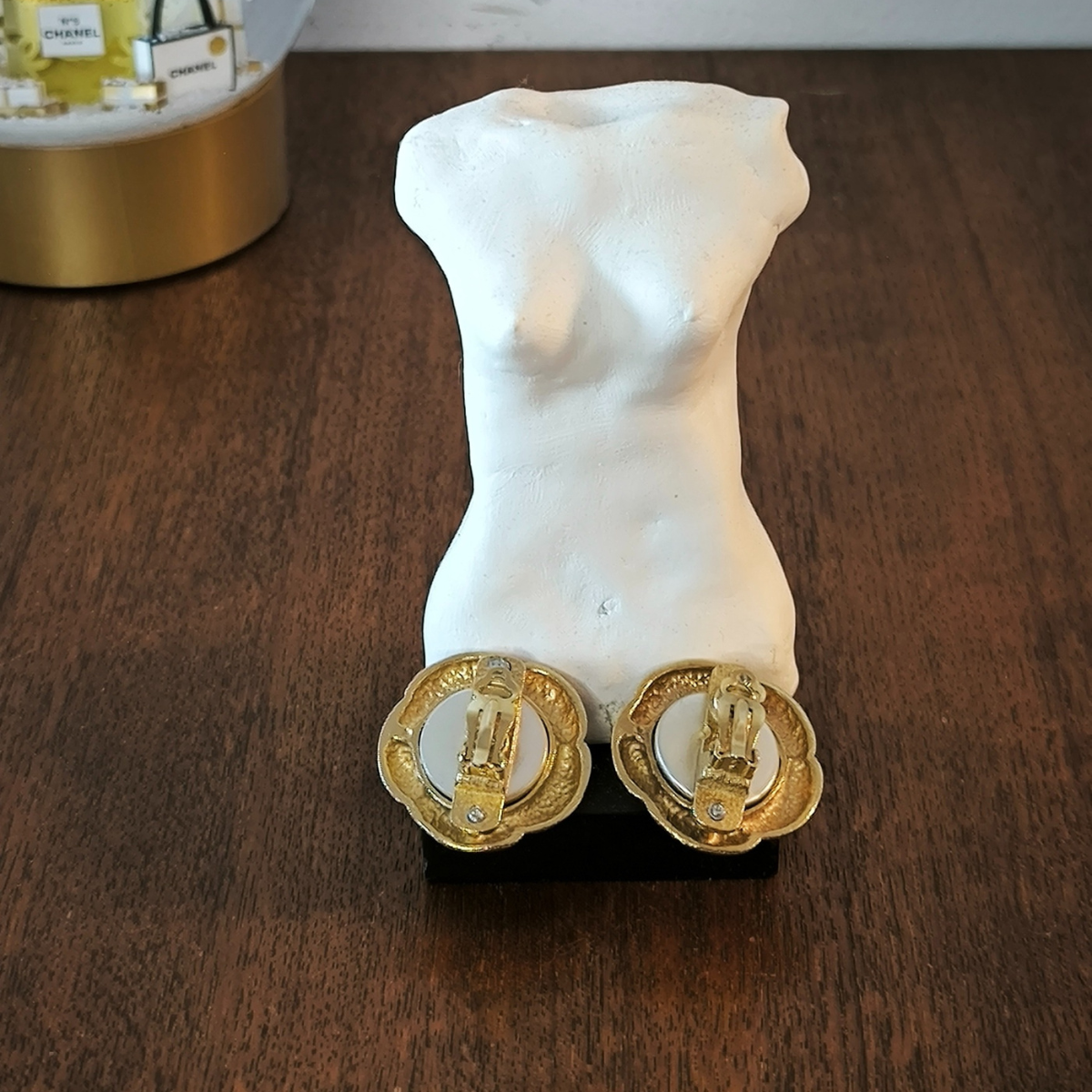 Boucles d'oreilles clip vintage fleurs Gontie