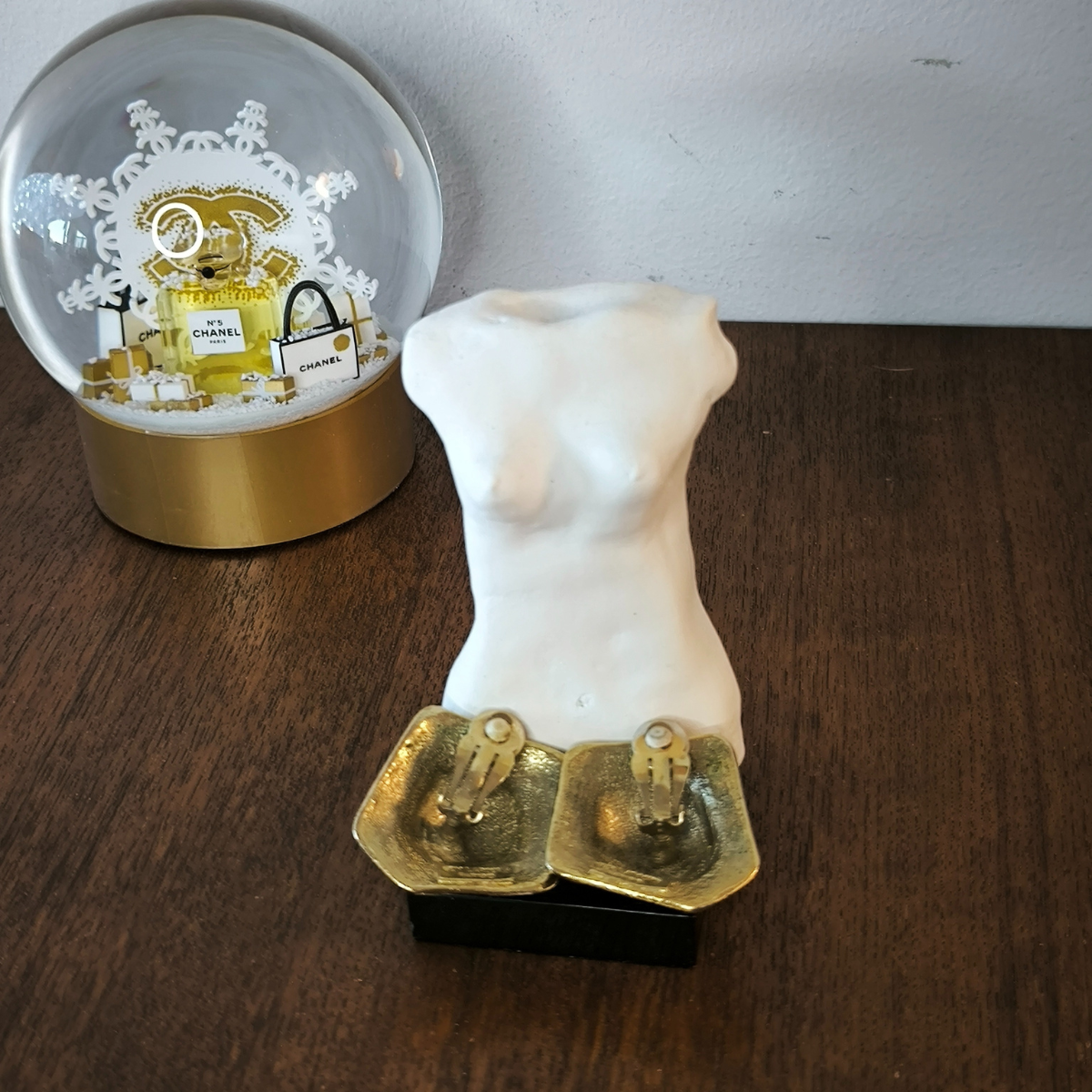 Boucles d'oreilles à clip vintage Guy Laroche