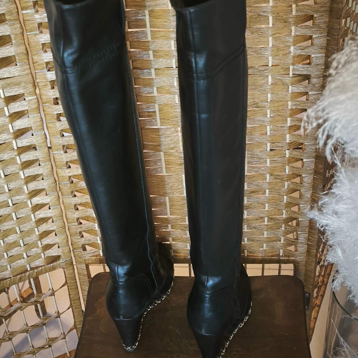 Bottes hautes Chanel en cuir