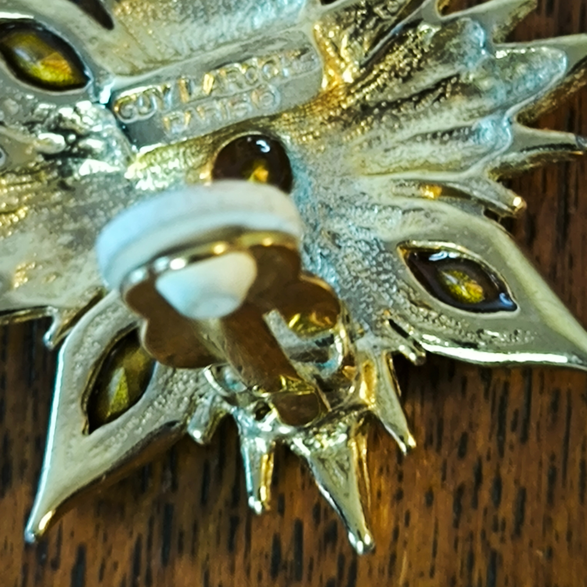 Boucles d'oreilles clip vintage Guy Laroche