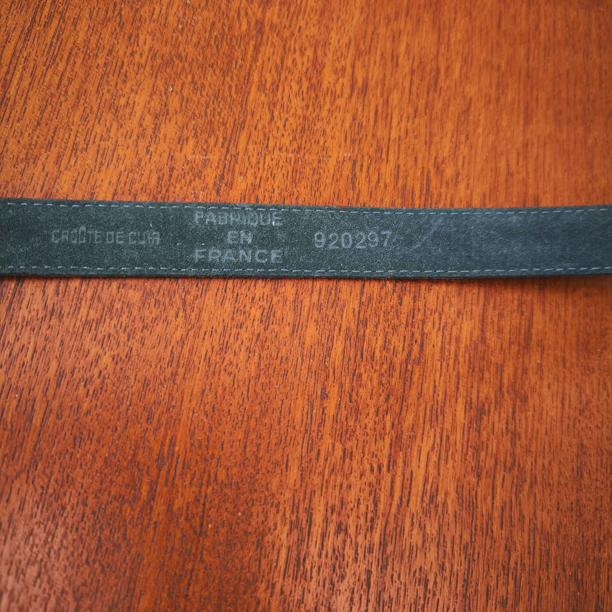 Ceinture en cuir boucle roses vintage