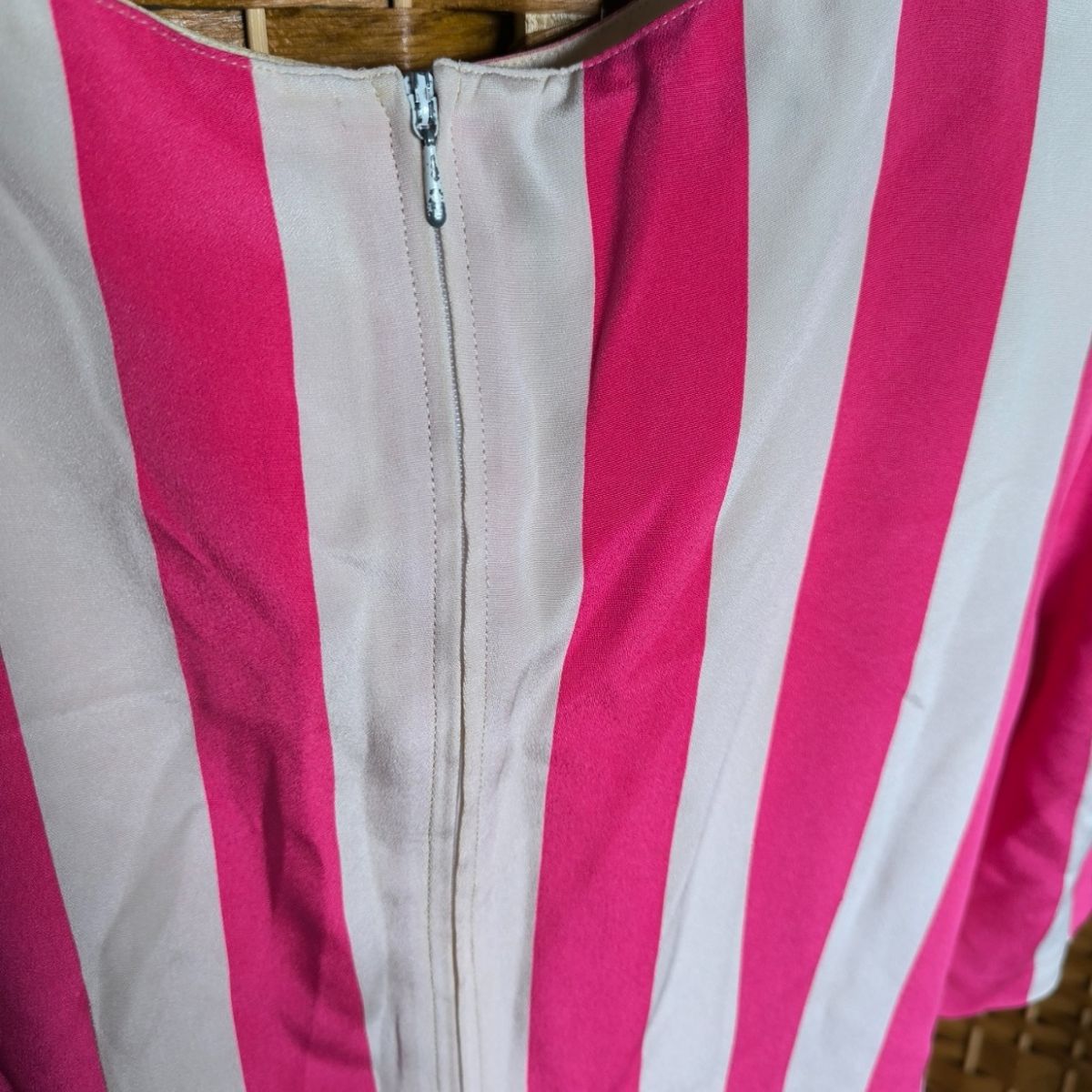 Robe à manches courte vintage en soie Louis Féraud.