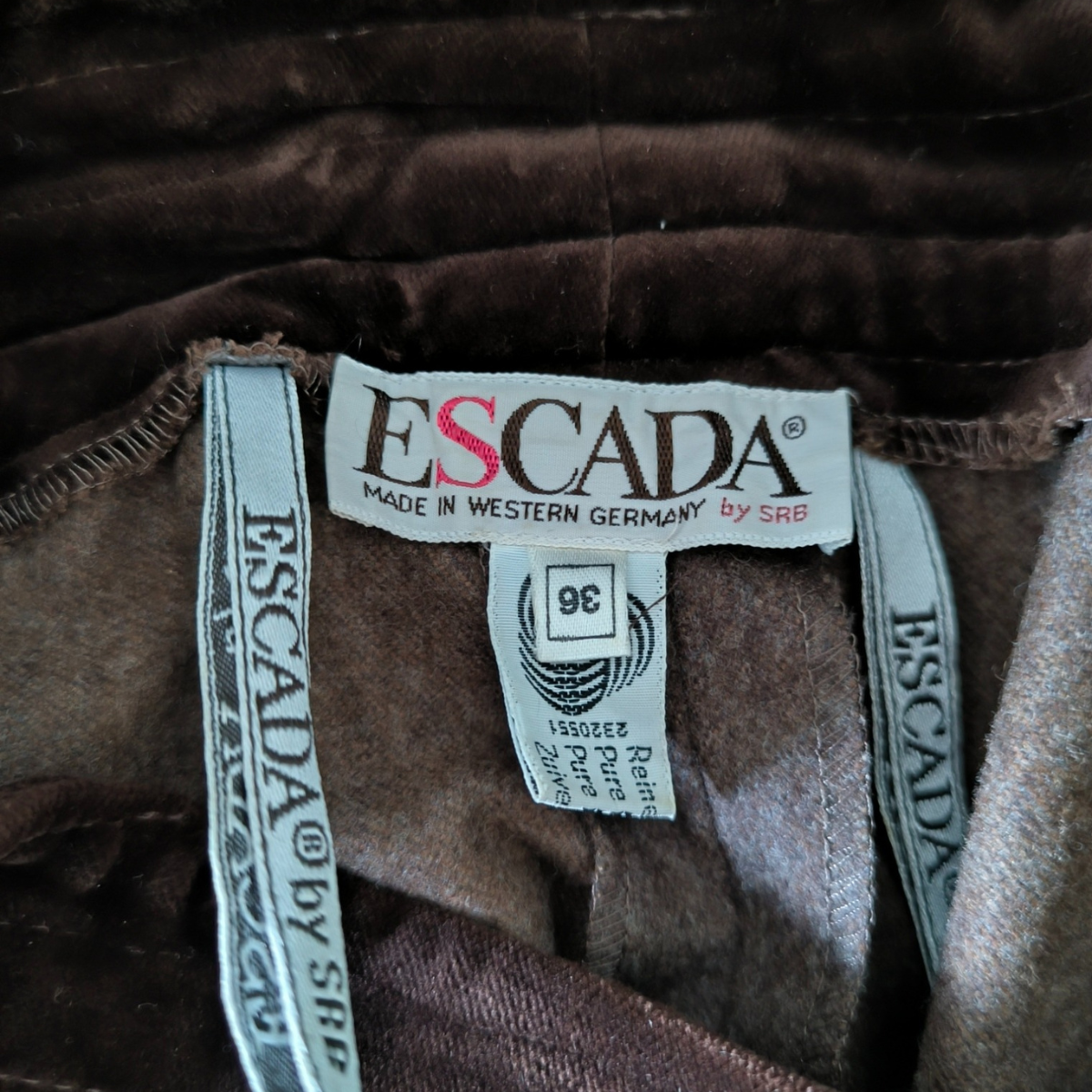 Ensemble vintage Escada