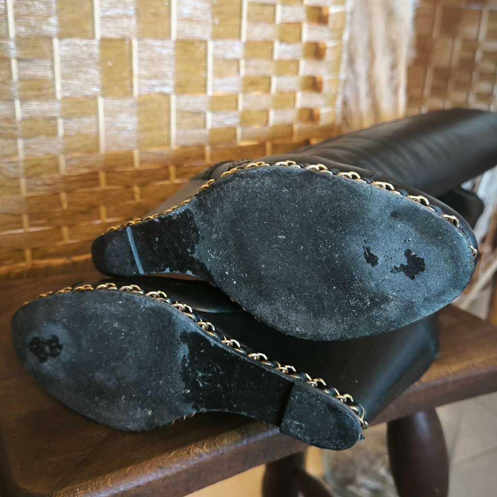 Bottes hautes Chanel en cuir