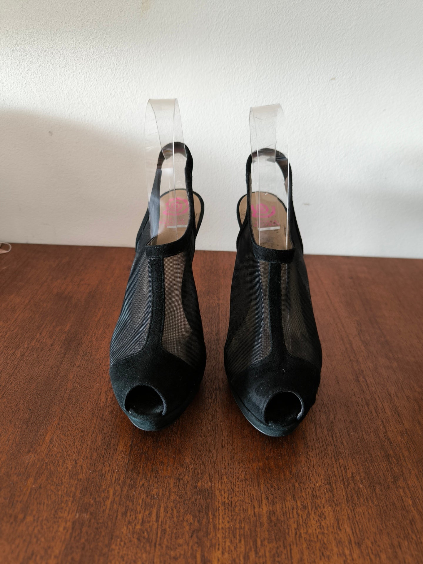 Sandales Ursula Mascaro à talons en daim et résille P38